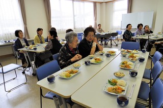 10/9 食事会D.jpg